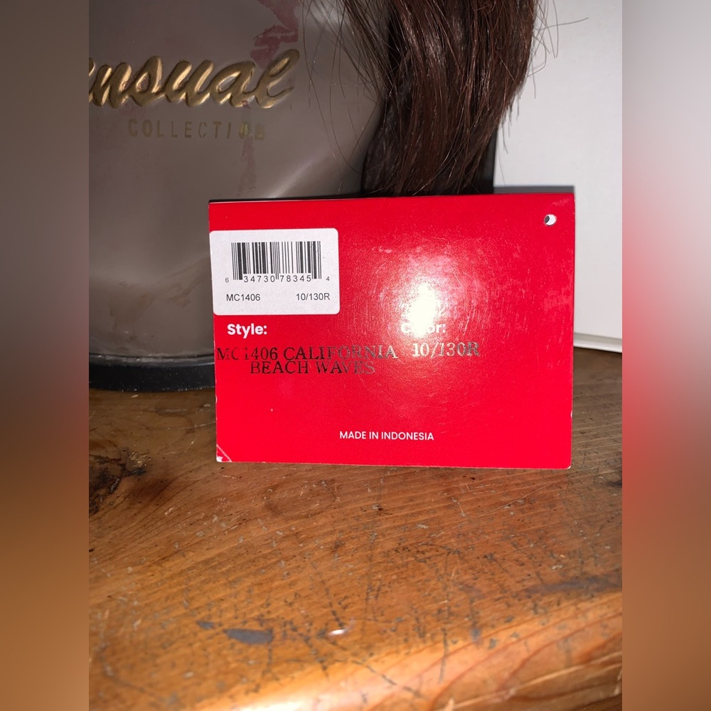 Tressalure California beach waves wig - Picture 6 of 15